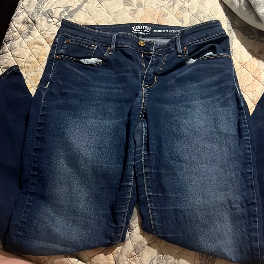 Levi skinny jeans